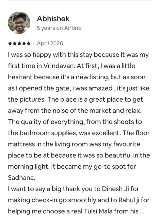Five-star review by Abhishek: was hesitant about a new listing, amazed on arrival, just like the pictures